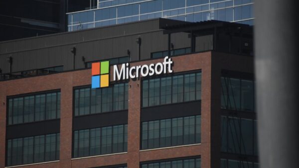 Pourquoi l&rsquo;action de Microsoft (MSFT) vient-elle de bondir de 15,5 % ?