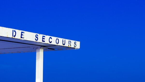Un sénateur propose une agence anti-corruption visant les activités crypto de Trump