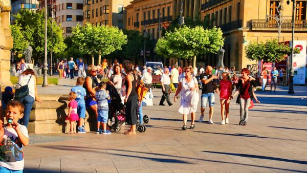 L’arrivée massive de migrants en Espagne, un test pour la politique d’ouverture migratoire du pays