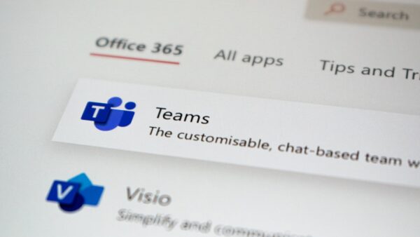 Microsoft teams revoit le design de son interface pour éviter les clics accidentels