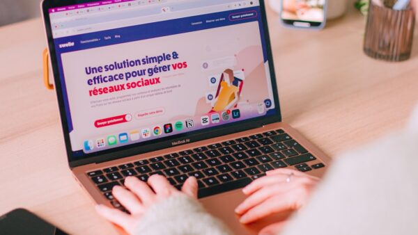 Un bon laptop à moins de 500 € pour la rentrée ? Le puissant Lenovo IdeaPad Slim 3 avec son Ryzen 5 150 est en promo