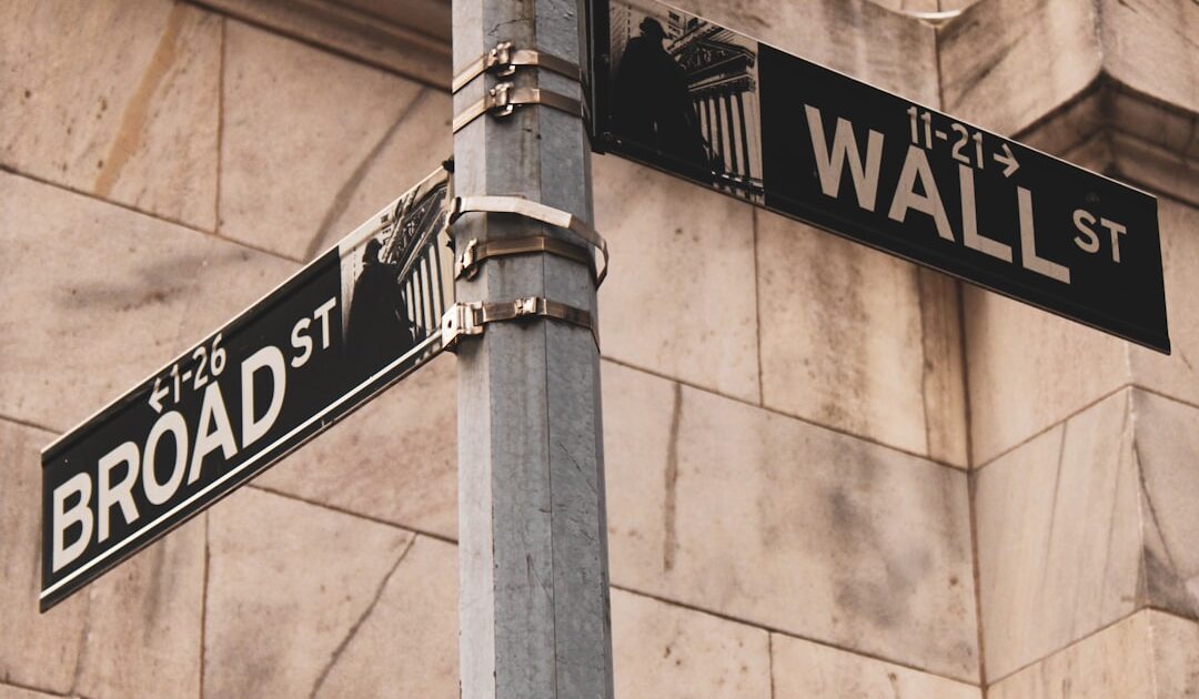 Bitcoin à 64 000 $ : Wall Street et les bourses asiatiques exultent, BTC reste toujours de marbre