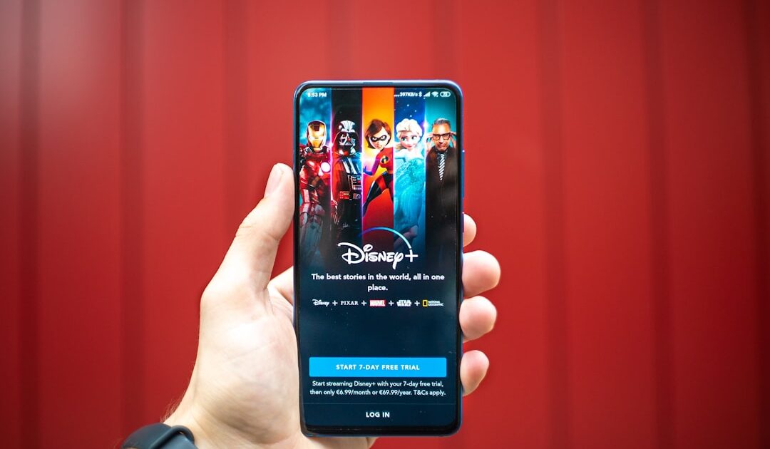 TikTok s’associe avec Disney (Marvel, Star Wars, Pixar…) : ce que ça change pour l’application