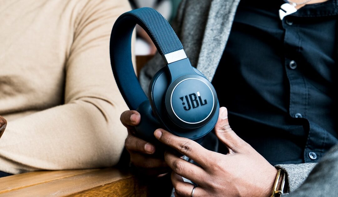 Darty brade ce casque JBL avec ANC et 76 heures d’autonomie à moins de 90 euros
