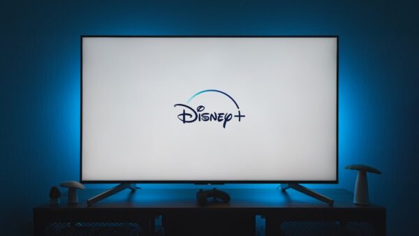 Disney+ va diffuser les matchs du Real Madrid et du FC Barcelone : le streaming continue d’attaquer la télé
