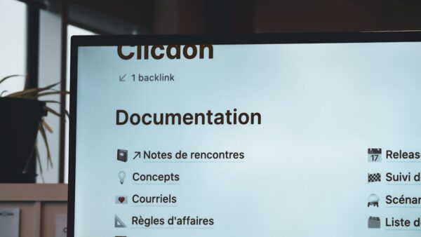 « Nous développons des modèles de télépathie » : cette chercheuse a quitté OpenAI pour communiquer avec l’IA par la pensée