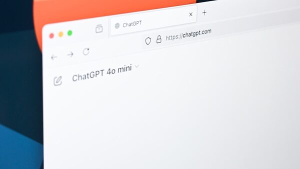 Une mise à jour de ChatGPT corrige deux gros défauts et supprime une limite majeure