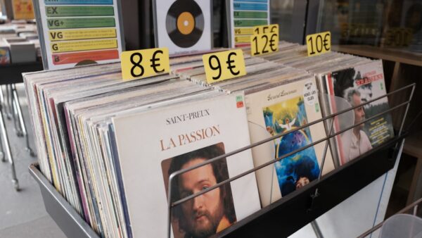 « Les disques n’ont plus de sens pour le consommateur » : le boss de Take-Two (GTA 6) défend la fin des jeux physiques