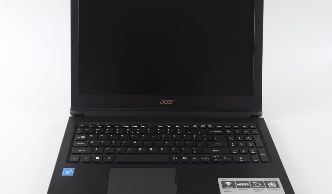 Très pratique ce pack Acer avec laptop Aspire 14 16+512 Go, souris et sacoche à -25% pour préparer la rentrée sereinement