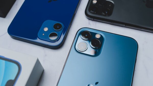 Un kit d’espionnage pour iPhone se retrouve sur Internet, n’importe qui peut s’en servir