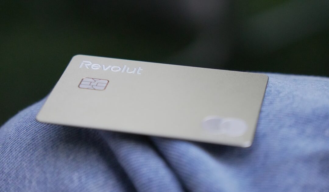 Revolut devient une vraie banque française : ce que ça change pour ses clients