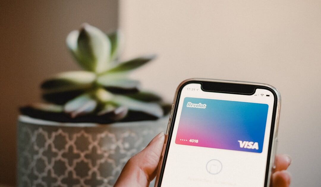 Revolut décroche une licence bancaire française et accélère son expansion européenne