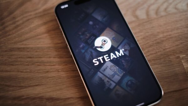 Steamboy : un moddeur fait tenir tout un Steam Deck dans une coque de Game Boy