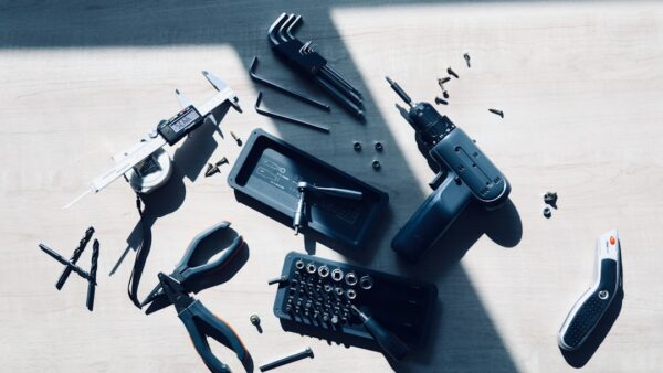 Étiquetage des contenus IA : pourquoi ces outils de contournement risquent de vous jouer un mauvais tour