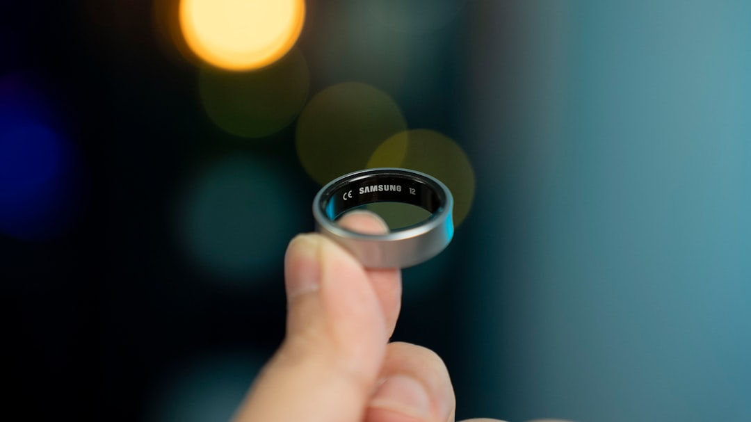 À moins de 30 €, cette caméra connectée Ring qui sécurise votre intérieur devient une excellente affaire