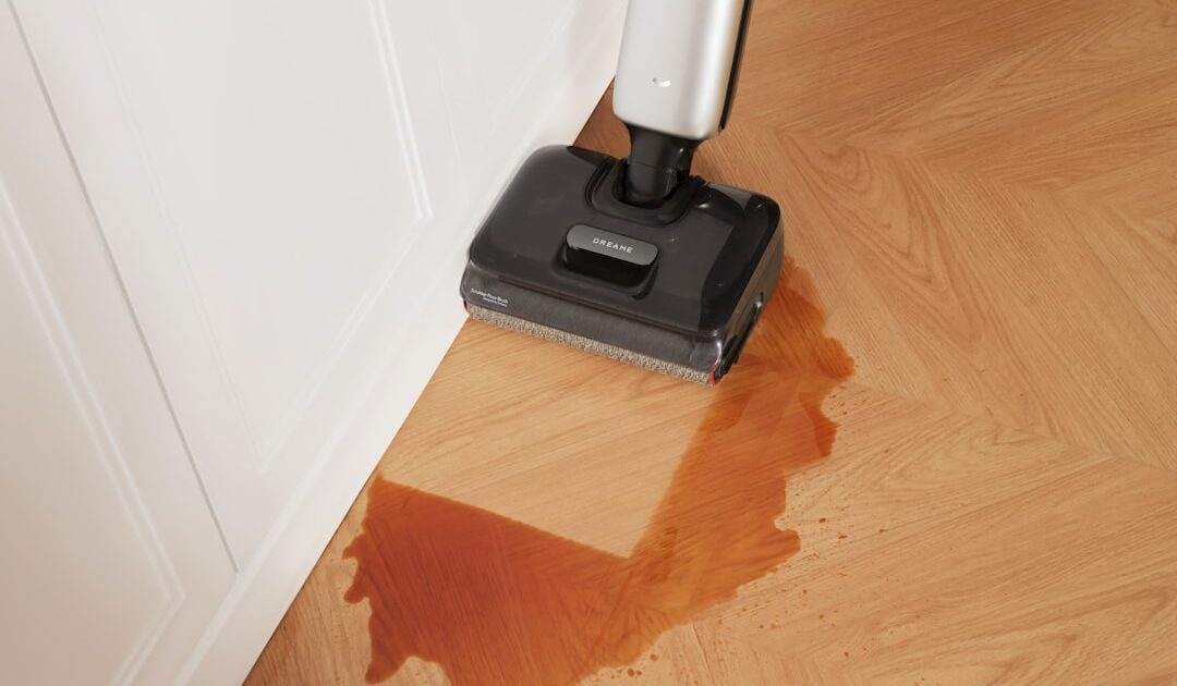 Cet aspirateur laveur inclinable à 180° est à -56% mais plus pour bien longtemps ⚡️