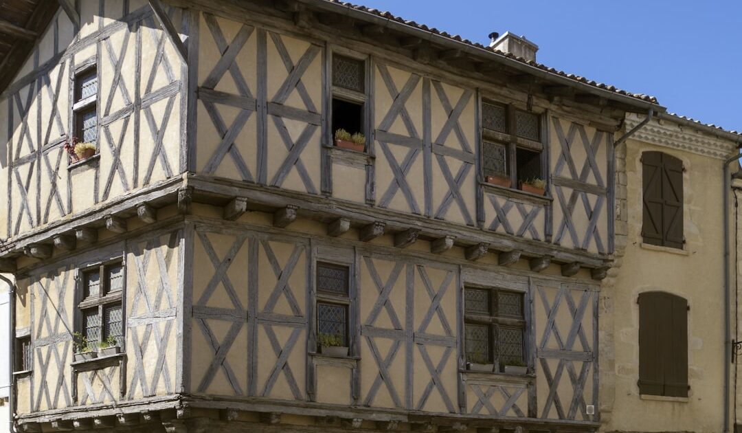 Incendies en Gironde : après la reconstruction, le mur financier de l’adaptation climatique