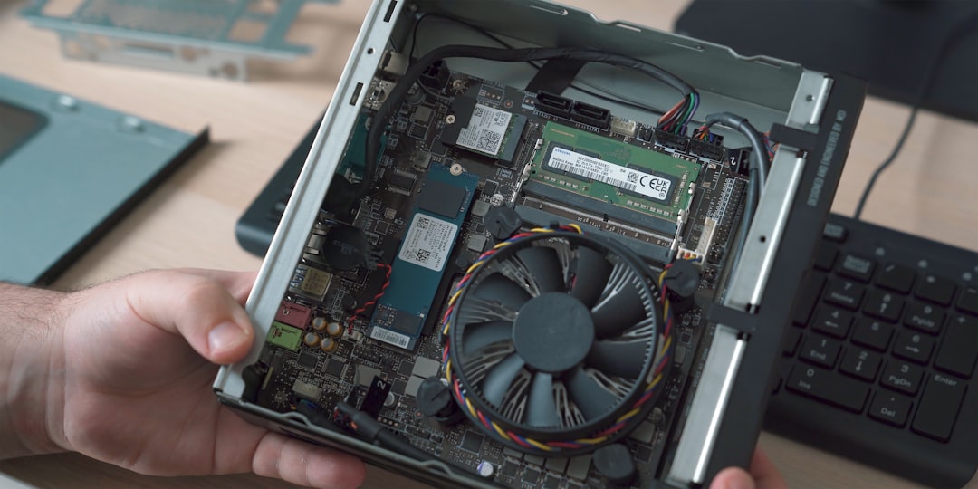 Vente flash en cours sur ce mini PC ultra-puissant : Intel Core i9, RAM 24 Go, SSD 1 To