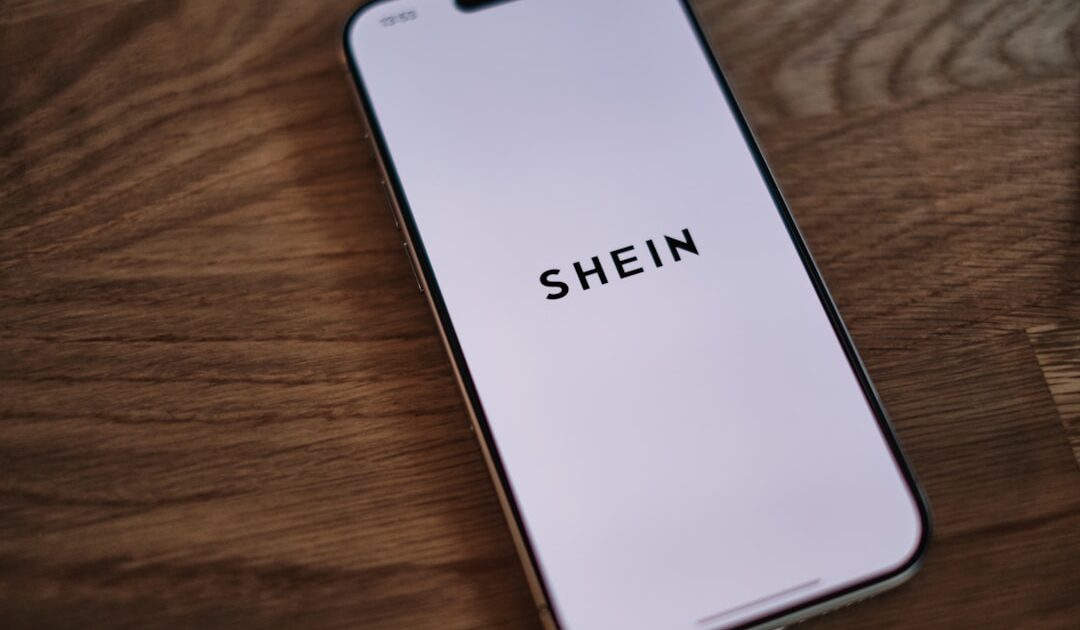 Shein : pourquoi le modèle qui semblait imbattable séduit moins les investisseurs