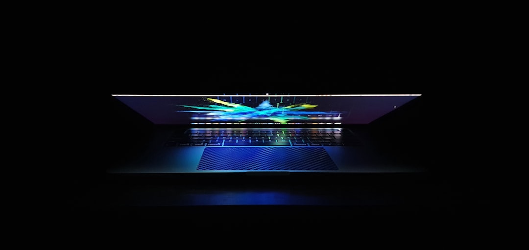 Jamais vu à ce prix, cet immense écran OLED de Samsung remplace deux moniteurs 27 pouces
