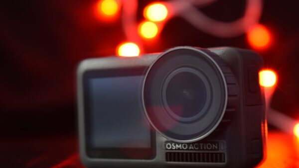 Osmo Pocket 3 : DJI liquide le stock et cède -58% sur sa caméra vlog