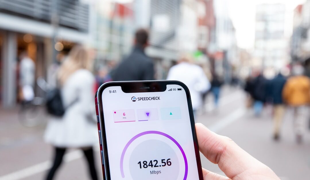 Ce forfait 5G+ passe sous les 10 euros avec la data illimitée, mais il y a une condition