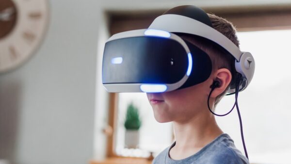 Réalité virtuelle : vague de licenciement chez Apple et réorientation de la stratégie