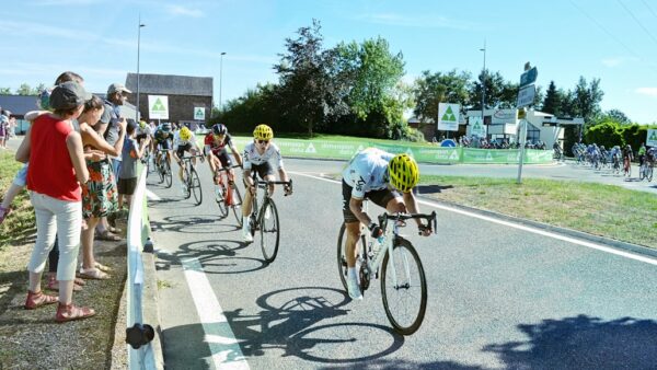J’ai parcouru la Champagne à vélo au guidon du gravel électrique Moustache : le destrier qu’il me fallait