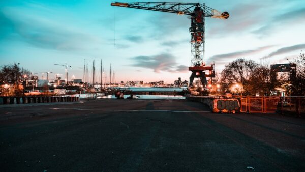 « C’est le chantier d’infrastructure le plus critique » : climat, électrification… pourquoi la France doit repenser son système électrique