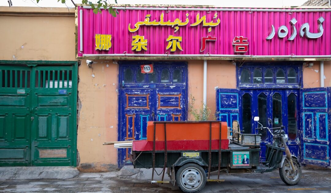 Alibaba plonge de 10% après une levée record de 10,2 milliards $ pour l’IA