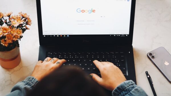 Google copie une des meilleures idées d’Apple pour la santé en voiture