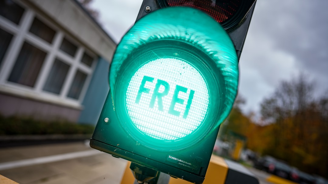 Rachat de SFR : Free promet de ne pas toucher aux forfaits existants