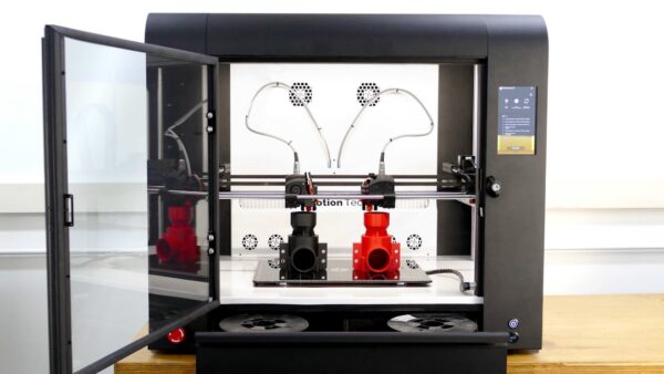 Test de la Bambu Lab A2L : l’imprimante 3D grand format qui sait aussi découper