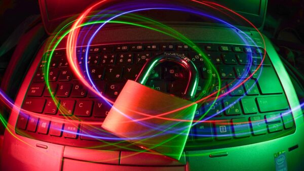 Après une cyberattaque, les nouveaux pacemakers de ce géant de la santé ne peuvent plus transmettre leurs données à distance