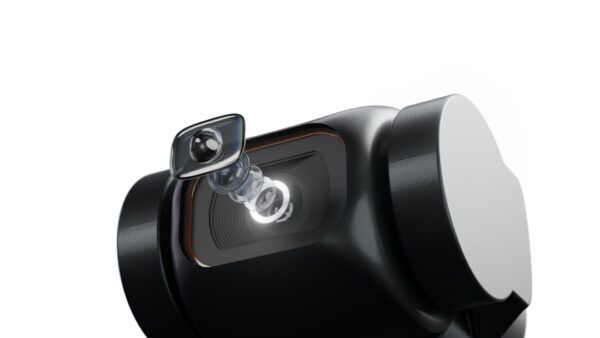 Une caméra dans la bouche et un jet automatique : comment fonctionne la brosse à dents Dyson CameraJet à 479 euros