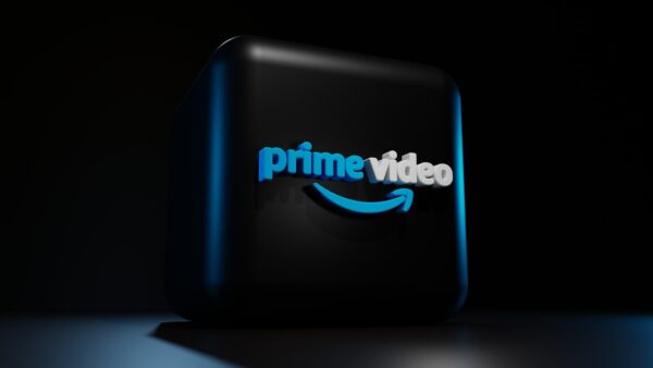 YouTube s’allie à Amazon pour permettre aux créateurs de vendre des produits dans leurs vidéos