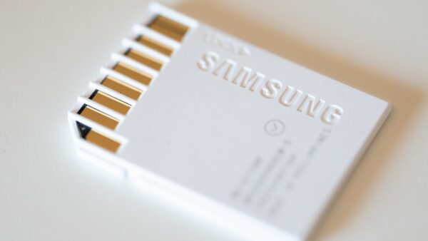 La microSD Samsung T7 de 256 Go qui favorise l’enregistrement en 4K chute à moins de 50 € sur Amazon
