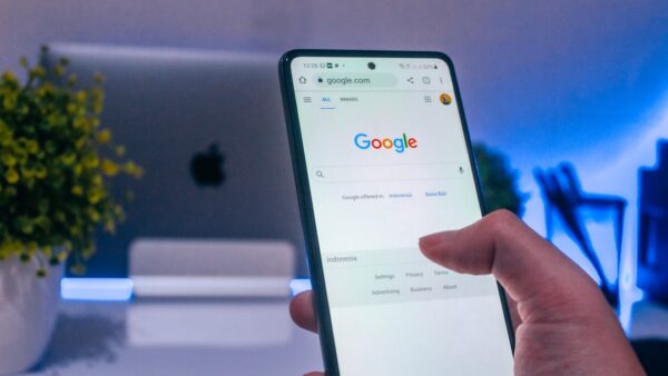 Pixel 12 Pro Fold : Google adopterait la technologie d’Apple pour faire disparaître le pli de l’écran