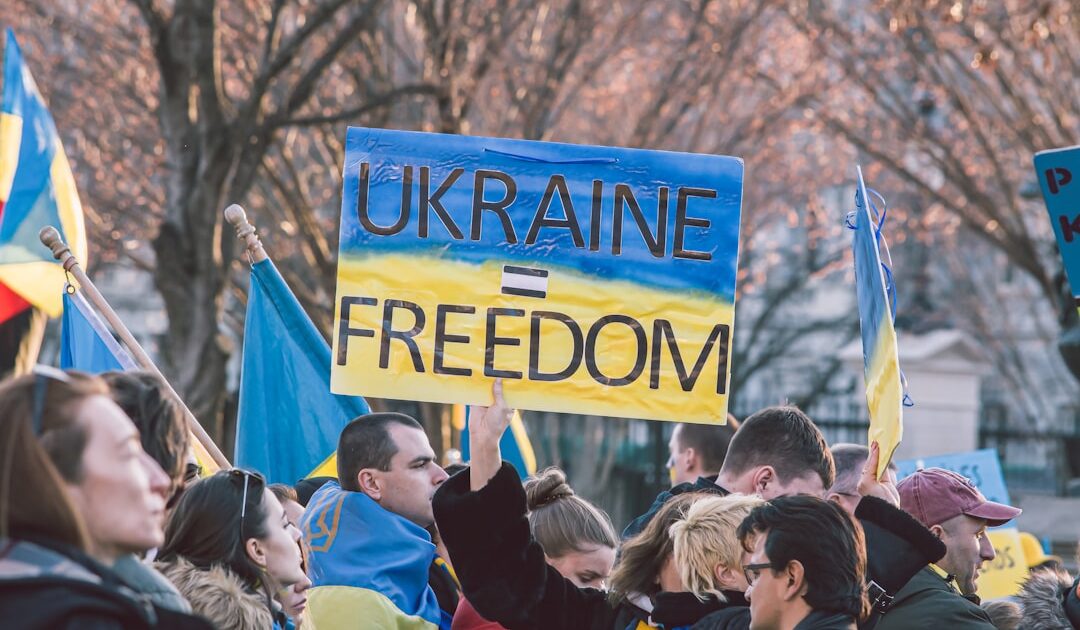 Ukraine : Ce réseau de fausses plateformes crypto volait jusqu’à 1 million par mois !