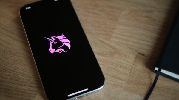 Uniswap mise sur PONS, le launchpad qui explose sur Robinhood Chain