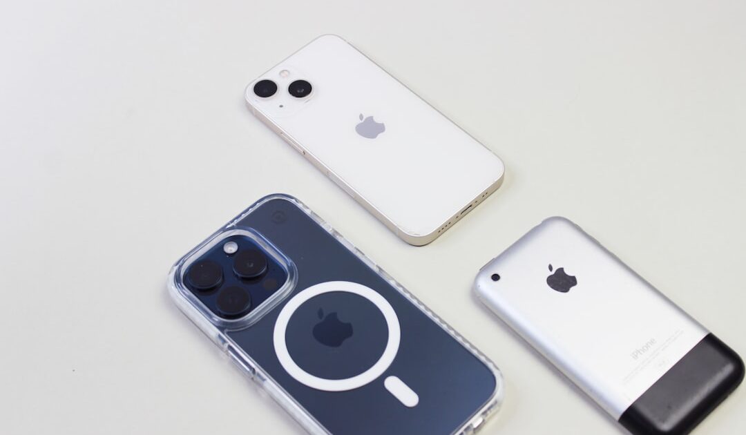 Une collection de 56 iPhone neufs, du 2G au 17 Pro Max, aux enchères pour 80 000 euros