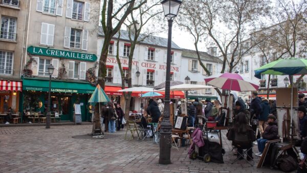 Marché chahuté, capital préservé : La vidéo du premier anniversaire de Steady Lads est là !