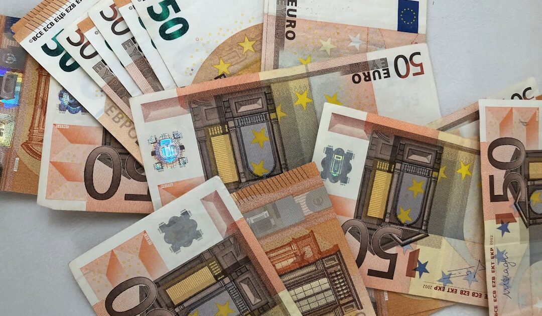 De 1 760 à 2 210 euros avec un bac + 5 : voici ce que gagnent vraiment les diplômés de l’université selon leur filière