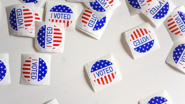 Votez Républicain, recevez 5 000 dollars : L’étrange promesse de Donald Trump
