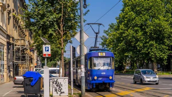 À Zagreb, des robotaxis roulent sans superviseur à bord pour la première fois en Europe