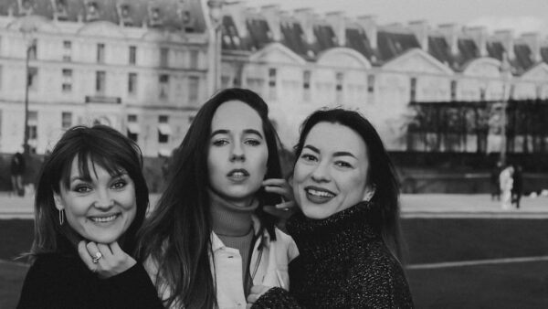 « Cette génération n’a plus envie de souffrir en silence » : pourquoi le CAC 40 ne fait plus rêver les jeunes diplômés