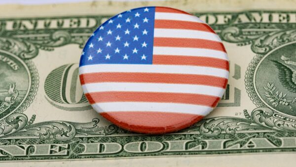 De 35 à 68 mois de salaire : un géant américain des puces mémoire sommé de partager ses incroyables gains avec ses salariés