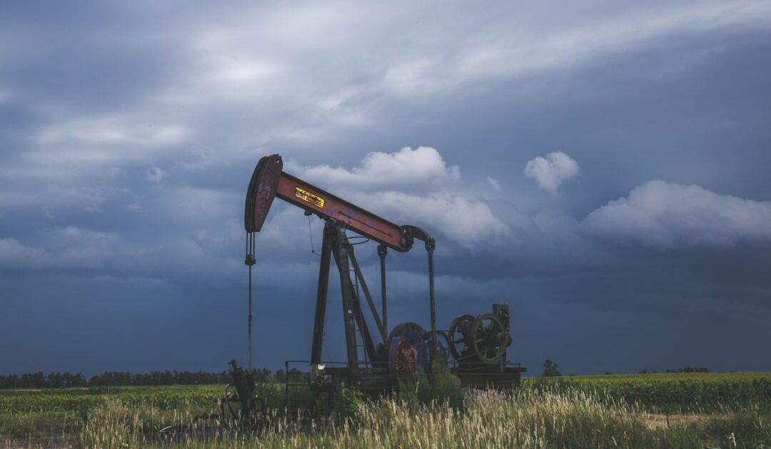 Le pétrole atteint 108 dollars après le report des discussions entre pays du Golfe et l’Iran