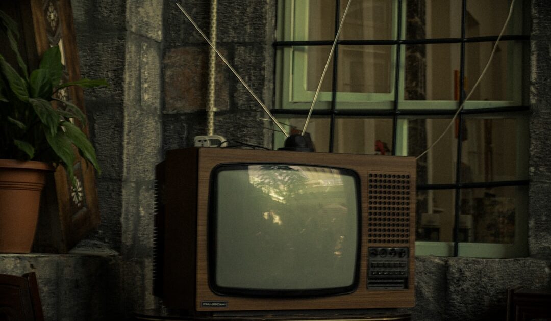 French Days téléviseur : jusqu’à 1 200 € de réduction sur les TV OLED, vidéoprojecteurs triple laser et dalles 4K dans cette sélection