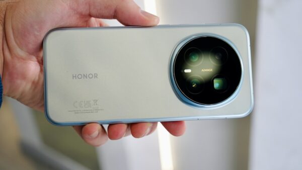 À -53%, le HONOR Magic V5 met tout le monde d’accord, Samsung et Apple compris  